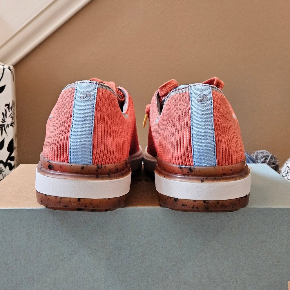 NIB Earth Elements Men's Anton Casual Knit Sneaker, Ginger Red/Coral - Picture 5 of 16